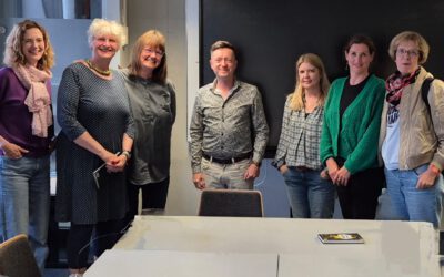 08.Juli.2025. Ostap Slyvynsky zu Besuch beim Lesekreis der DUGB